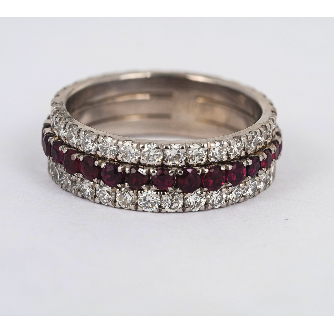 Ring 18K White Gold with Diamonds and Rubies