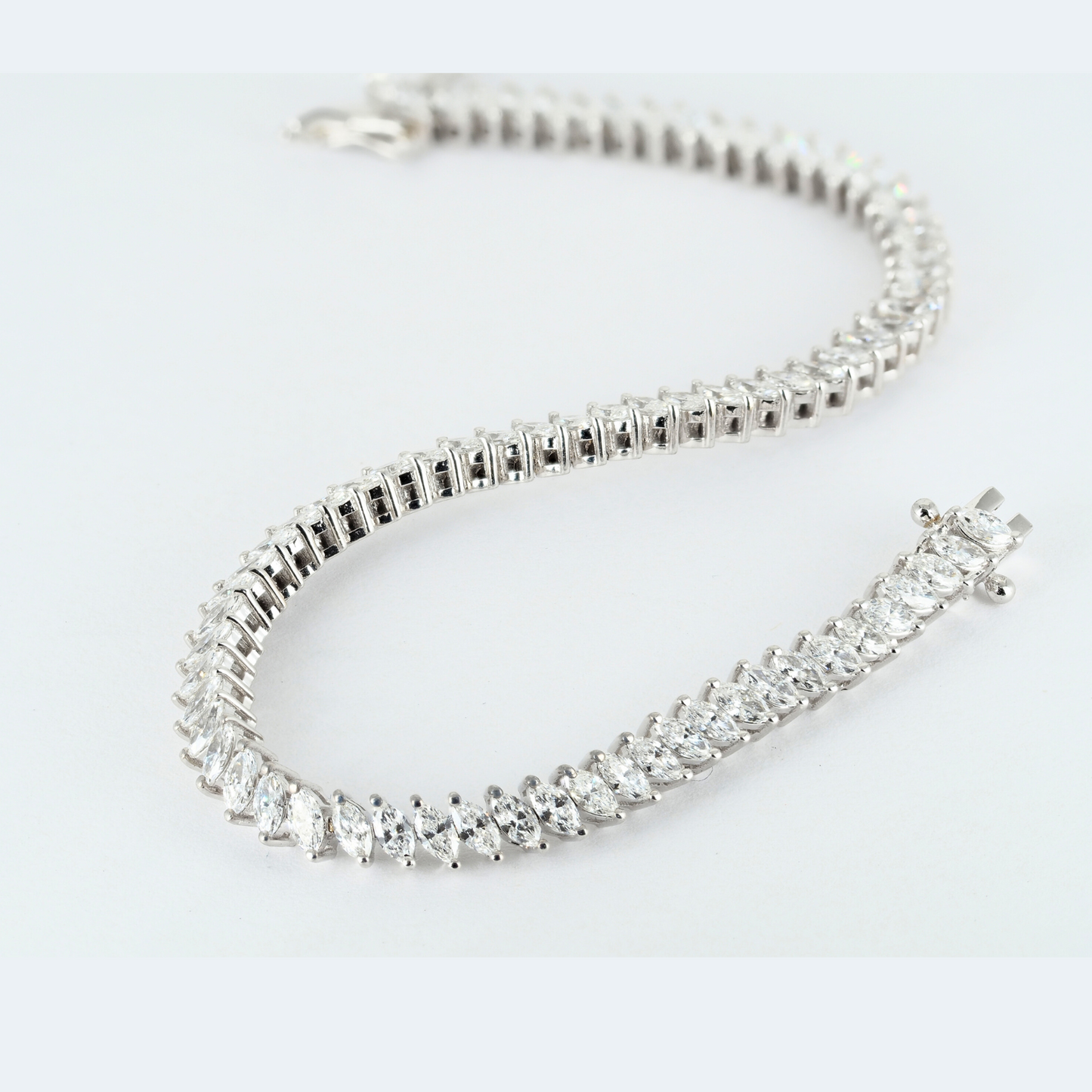 Tennis Bracelet 14K White Gold with 4.7 ct Marquise Lab-Grown Diamonds (DEF/VVS)