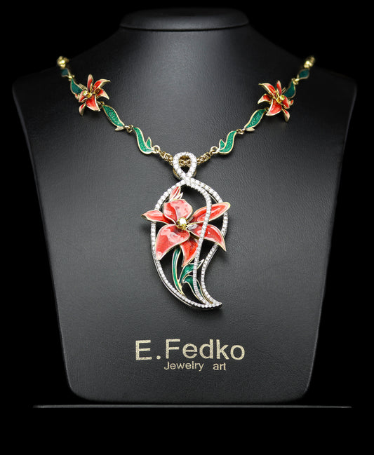 Necklace Lily