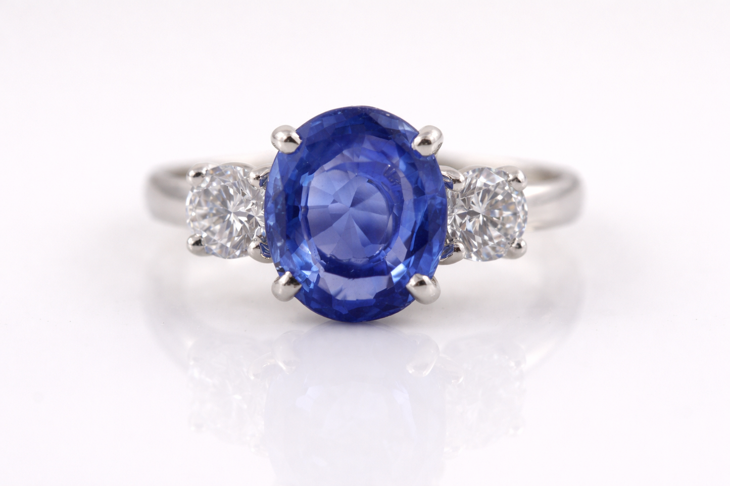 Engagement-style ring Custom made 18KW Sapphire 5ct Diamonds 1ct