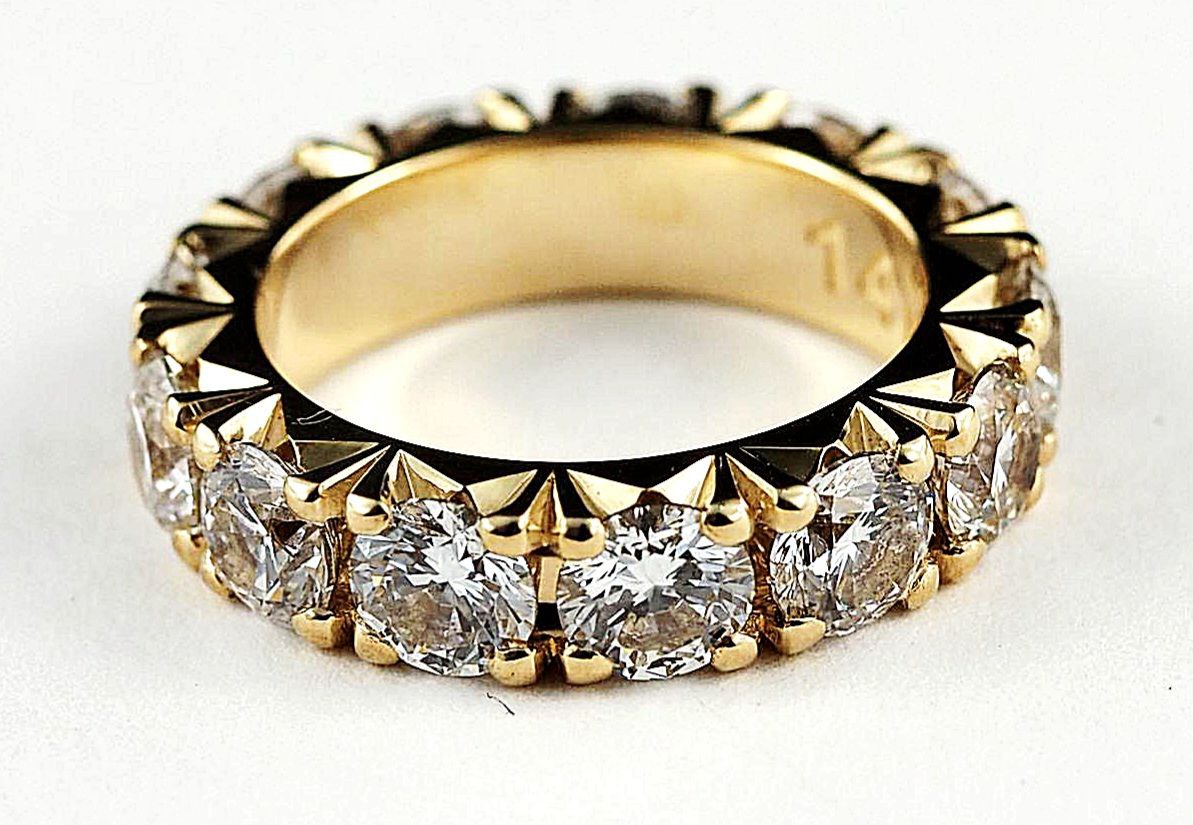 Ring 14K Yellow Gold with Lab-Grown Diamonds in Fishtail (French Pavé) Setting