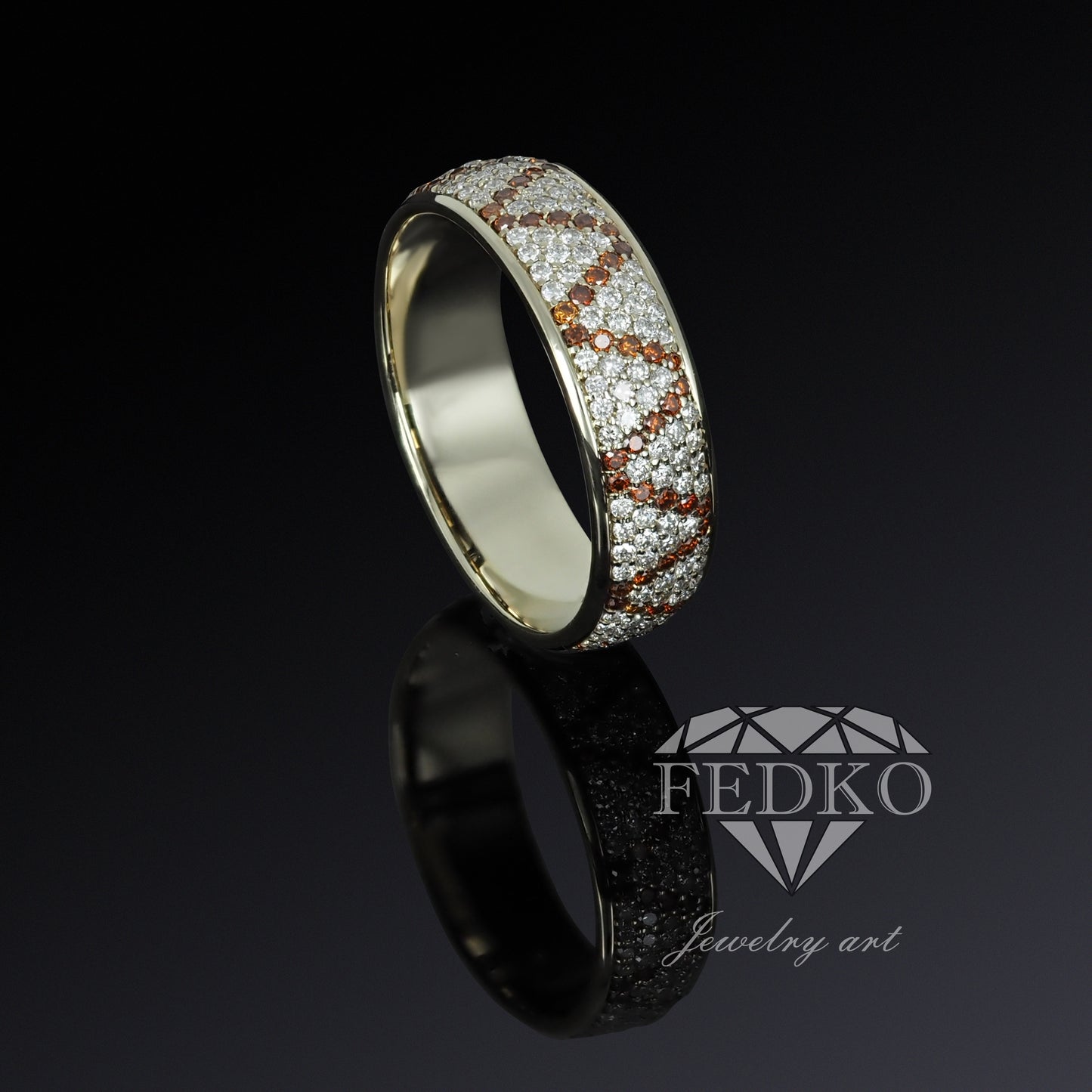Ring "VVV"